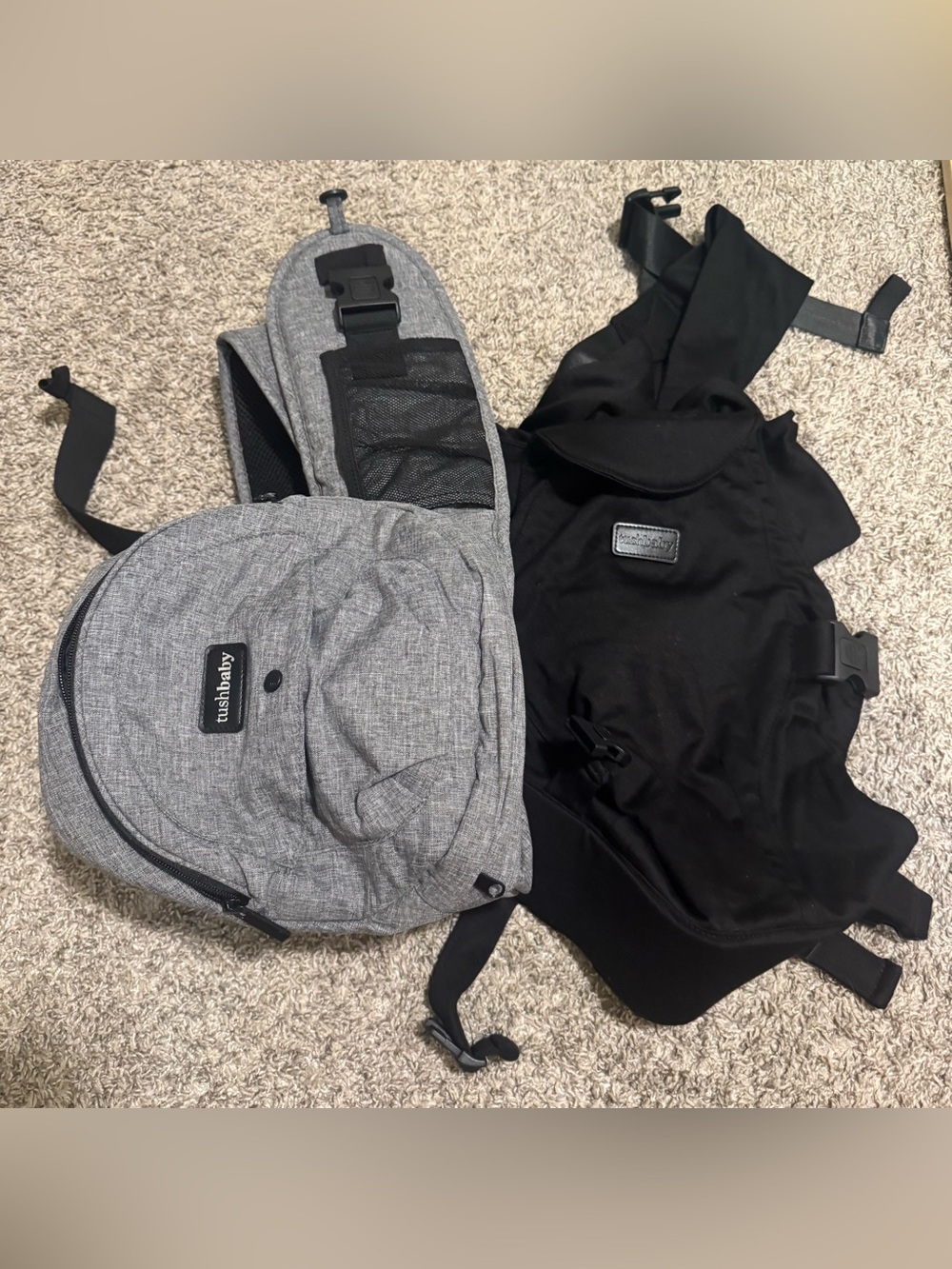 Tushbaby Baby Hip Carrier and Infant Snug Attachment